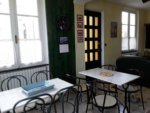 Gallery image of Le Repos du Marinier in Gien