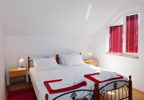 Säng eller sängar i ett rum på Villa Jovana Sea View