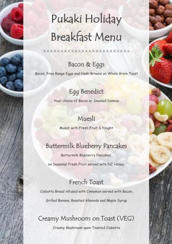 ein Flyer für ein Frühstücksmenü für ein Restaurant in der Unterkunft Pukaki Holiday Apartments in Rotorua