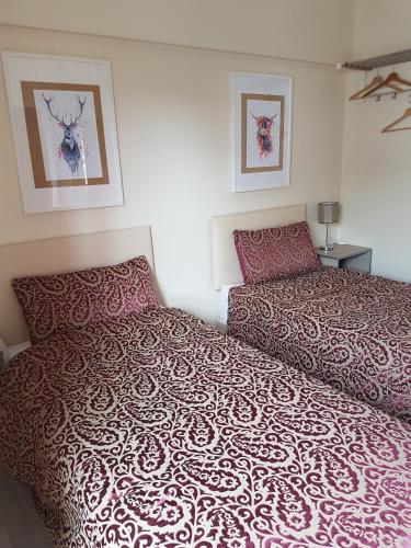Una cama o camas en una habitación de Grant Rooms