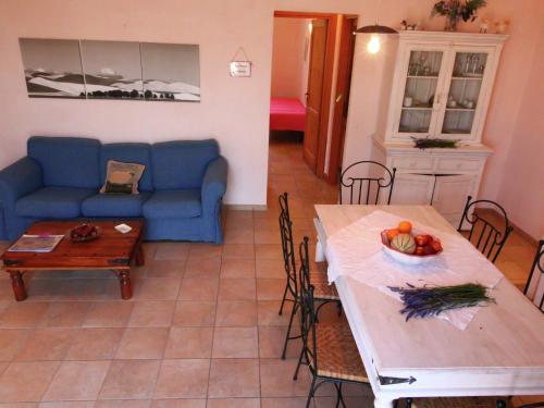 Χώρος καθιστικού στο Farmhouse in Montalto near Sandy Beaches