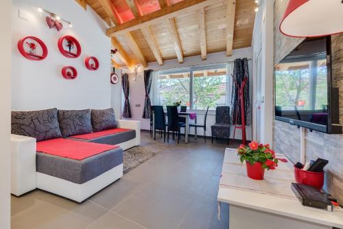 Postel nebo postele na pokoji v ubytování Apartment Nedo