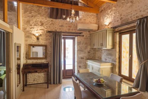 Kuchyň nebo kuchyňský kout v ubytování Hamam Oriental Suites