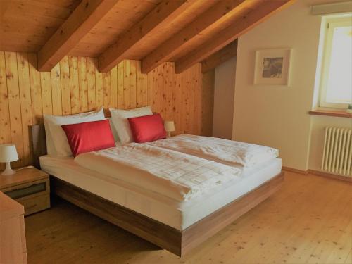 Кровать или кровати в номере Ferienwohnung Eichnerhof