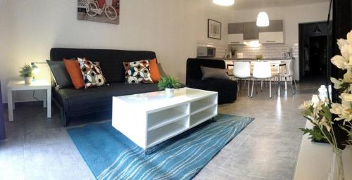 Η κουζίνα ή μικρή κουζίνα στο Apartamenty Nadmorska