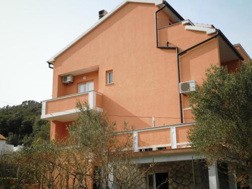 Gallery image of Apartments Melita in Supetarska Draga