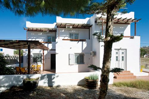 Tsakanos Apartments