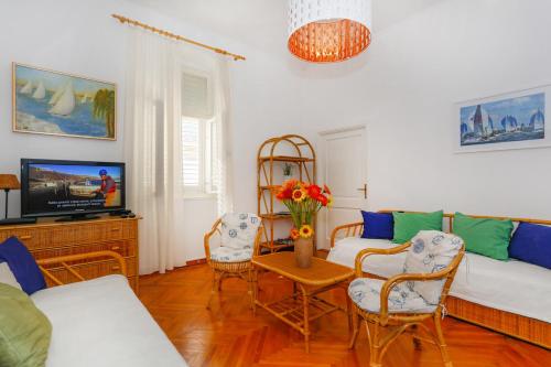 Beach Apartment Bacvice