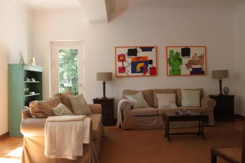 Gambar di galeri bagi Casa do Lado - Tourism with Character di Sintra