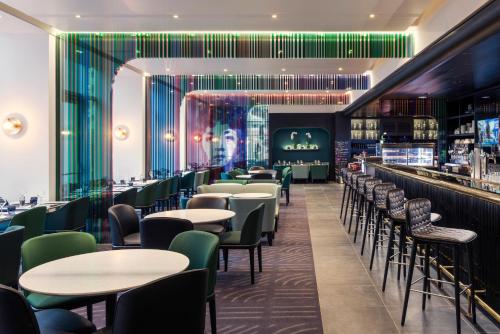 Εστιατόριο ή άλλο μέρος για φαγητό στο AppartHotel Mercure Paris Boulogne