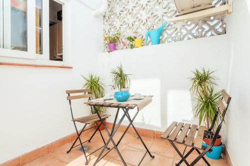 Hostly Sierpes 3 Renewed Families-Fibre-Parking optional