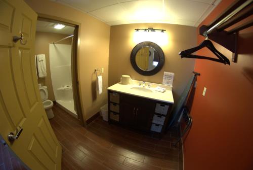 Gallery image of Put-in-Bay Victory Station in Put-in-Bay