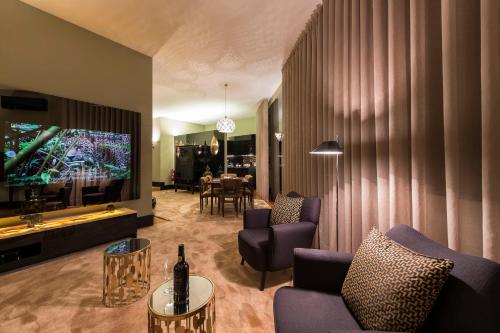 Deco Gem Aliados