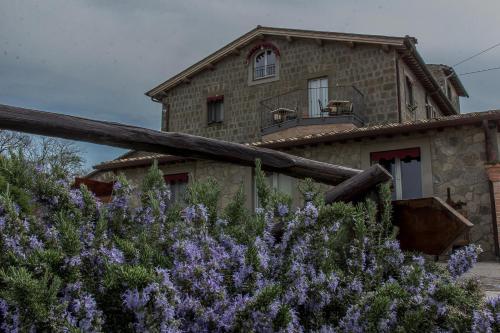 Το κτήριο όπου στεγάζεται  the country house