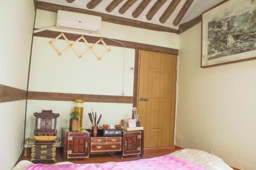Dasomchae Hanok stayにあるベッド