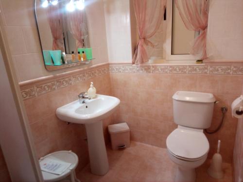 ห้องน้ำของ Coral Reef Flat 7