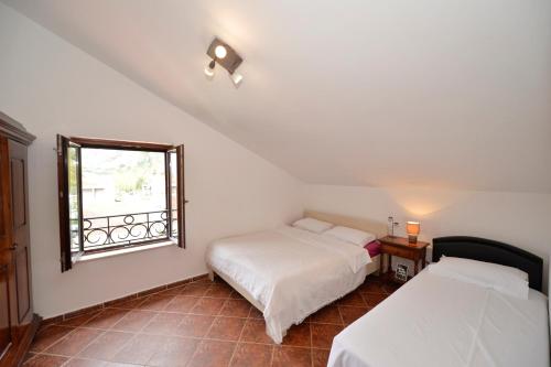 Gallery image of Apartment Atina in Kotor