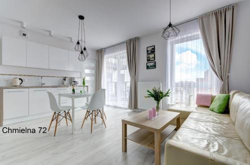 Kuchyňa alebo kuchynka v ubytovaní Twój Salon-Apartamenty Stare Miasto