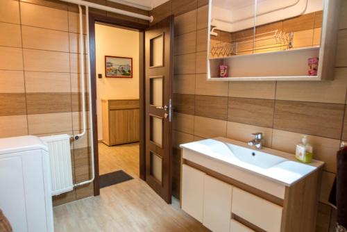 Koupelna v ubytování Sándor Apartman