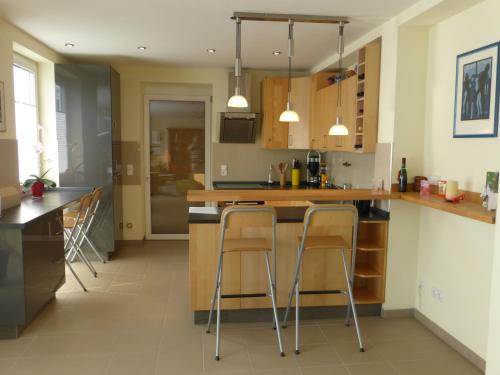 Η κουζίνα ή μικρή κουζίνα στο K-Haus Sankt Aldegund