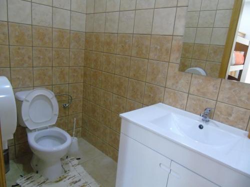 Ένα μπάνιο στο Marficas Hostel