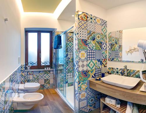 Ванная комната в Cuore di Sorrento Suites