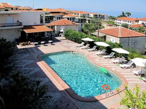 Bazén v ubytování Skentos Hotel nebo v jeho okolí