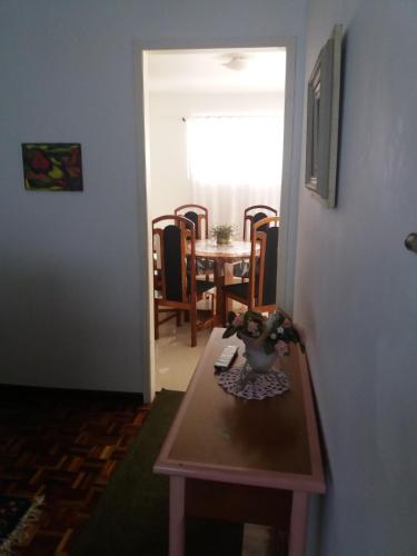 Posezení v ubytování Casa com garagem em condomínio