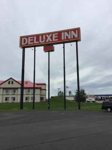 Deluxe Inn