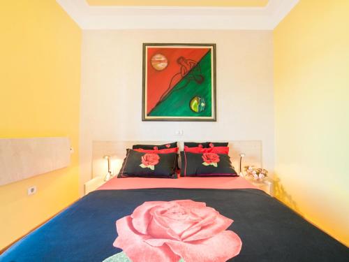 Villa Royal Dream tesisinde bir odada yatak veya yataklar