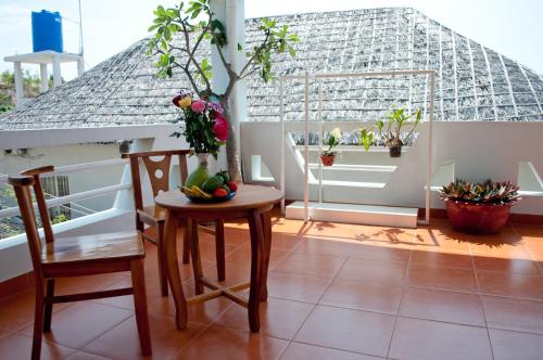 Ban công/sân hiên tại Viet's Hotel