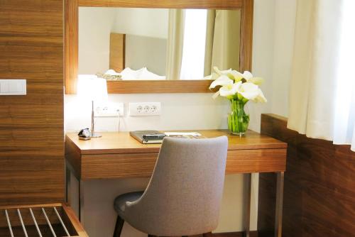 NV Luxury Suites & Spa – Photos 3
