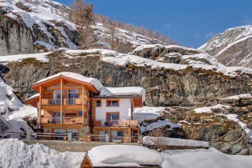 Luxury Chalets & Apartments by MX Zermatt photo 3