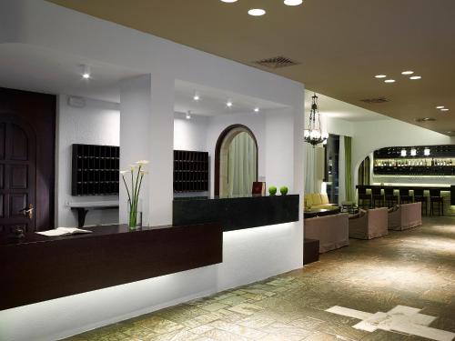 Kuchyň nebo kuchyňský kout v ubytování Albatros Spa & Resort Hotel