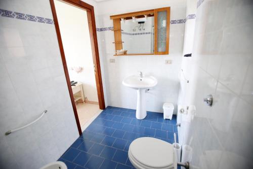 Un baño de Hotel Paola