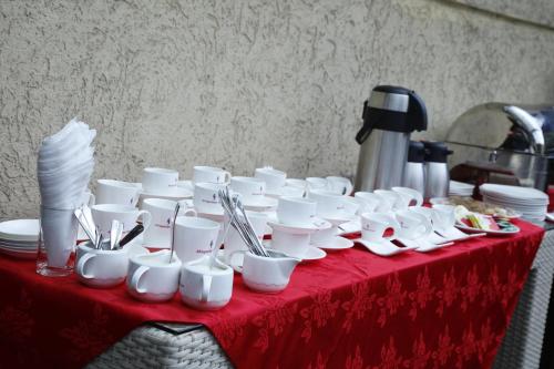 Tetera y cafetera en Afropolitan Hotel