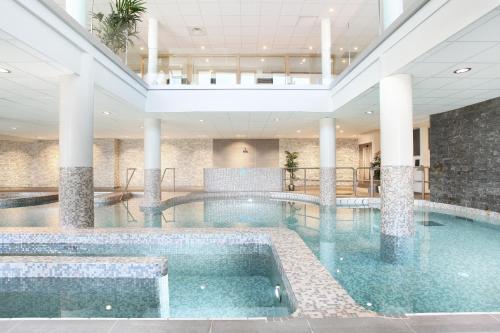 Πισίνα στο ή κοντά στο Odalys Résidence et Spa Mendi Alde