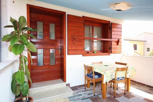 Apartment Pifar