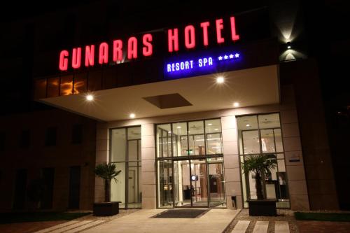 Certifikát, hodnocení, plakát nebo jiný dokument vystavený v ubytování Gunaras Resort Spa Hotel
