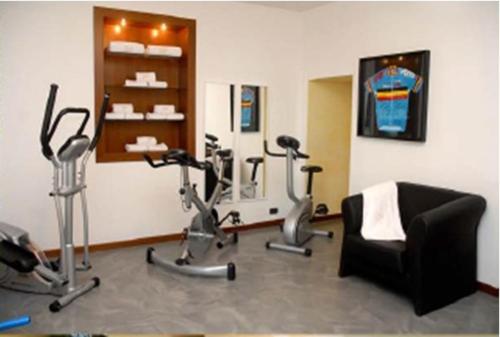 Fitness centrum a/nebo fitness zařízení v ubytování Hotel Bel Sit