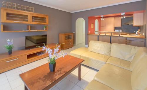 Marine Breeze Apartment