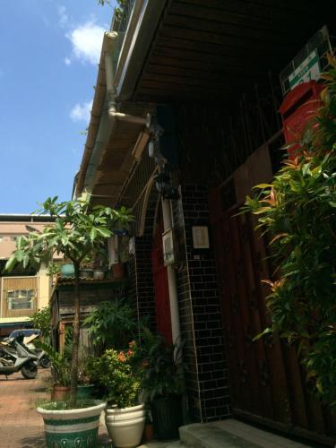 Bangunan di mana terletaknya homestay