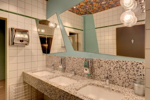 Koupelna v ubytování MEININGER Hotel Leipzig Hauptbahnhof