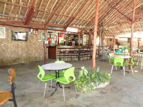 Afbeelding uit fotogalerij van Pinebreeze Holiday Resort in Nyali