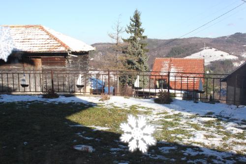 Φωτογραφία από το άλμπουμ του Guest House Daskalov σε Chervena Lokva