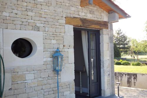 Το κτήριο όπου στεγάζεται  το bed & breakfast