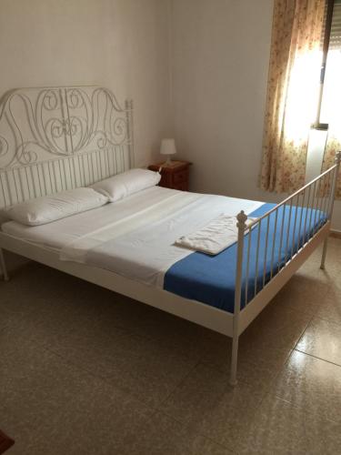 Кровать или кровати в номере Tenerife Hostel