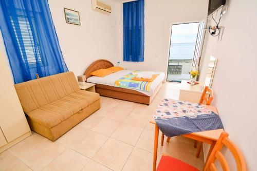 Foto de la galería de Apartments Kristina Jaz Budva en Budva