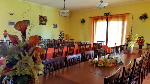 Un restaurante o sitio para comer en Su Sattisceddu