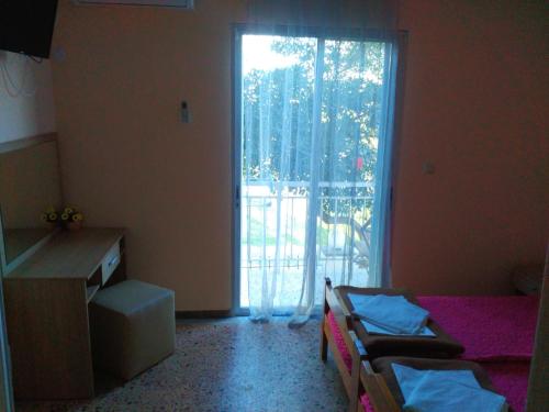 Φωτογραφία από το άλμπουμ του Patra Rooms Skala Prinou στον Πρίνο